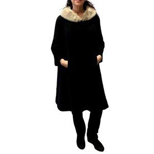 Vintage Midcentury Swing Coat! Hockanum 100% Wool w/ Hand-stitched Mink Collar